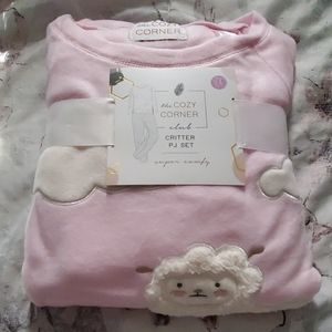The cozy corner critter PJ set size large 12/14